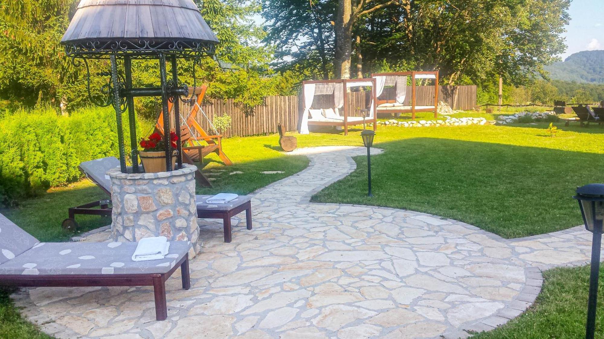 Etno Garden Exclusive Rooms Plitvica selo Bagian luar foto