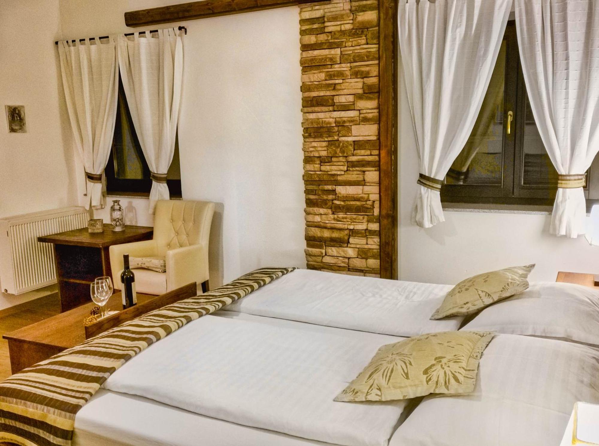 Etno Garden Exclusive Rooms Plitvica selo Bagian luar foto